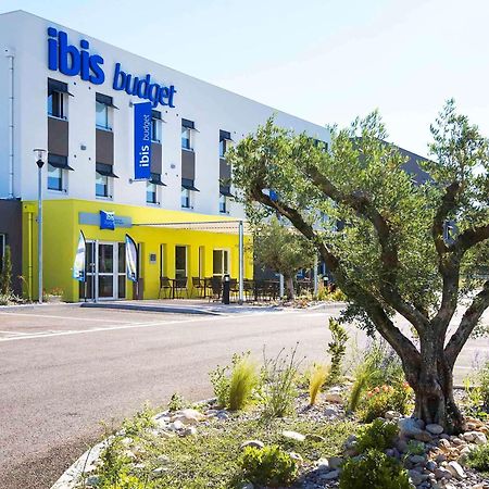 Hotel Ibis Budget Porte De Camargue Saint-Martin-de-Crau Exterior foto